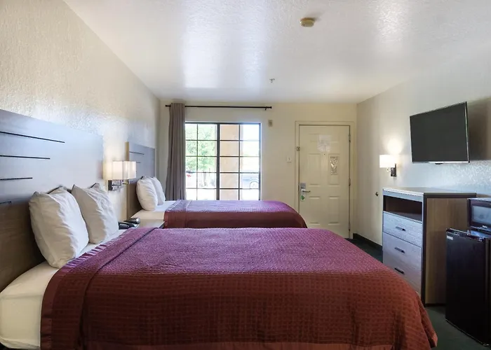 Queen Room