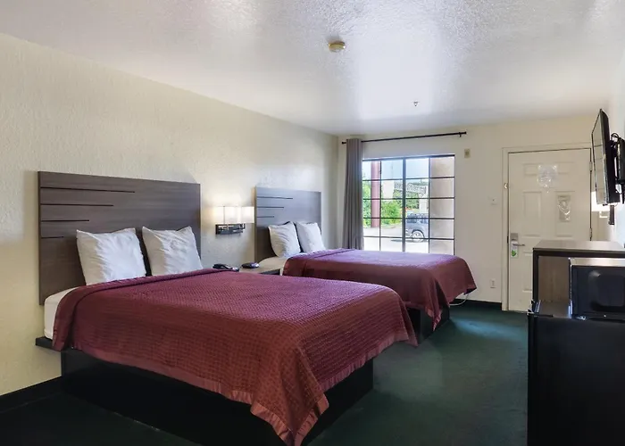 Queen Room